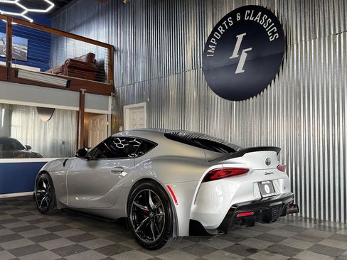 Used 2021 Toyota Supra Premium RWD image 4