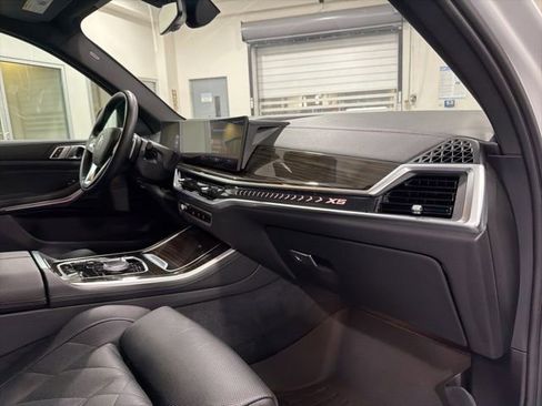 Used 2024 BMW X5 sDrive40i w/ Parking Assistance Package RWD image 13