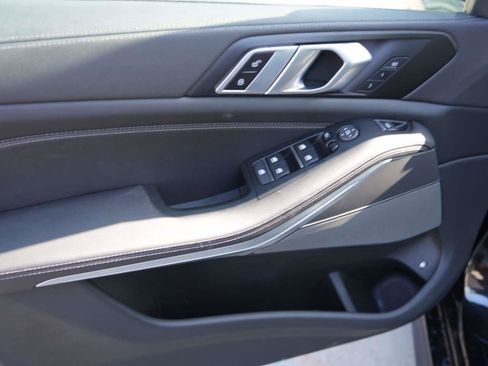 Certified 2023 BMW X5 xDrive45e w/ M Sport Package image 12