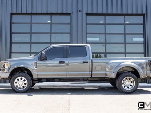 Used 2019 Ford F350 XL w/ STX Appearance Package AWD/4WD image 4