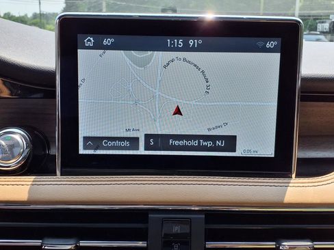 Certified 2022 Lincoln Corsair Reserve w/ Equipment Group 201A image 8