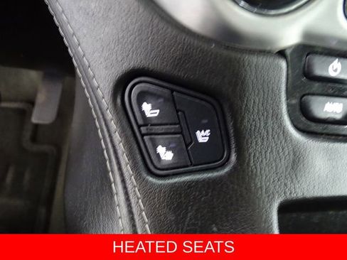 Used 2016 GMC Yukon SLT w/ Open Road Package AWD/4WD image 13