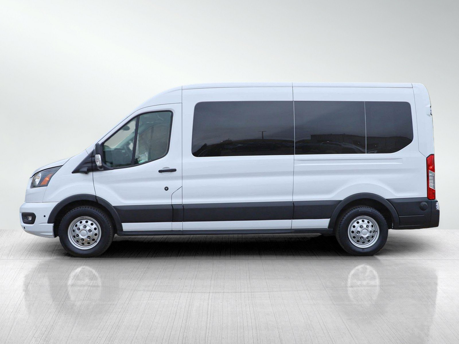 Used 2024 Ford Transit 350 XLT AWD/4WD image 2