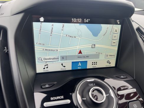 Used 2019 Ford Escape Titanium FWD image 18