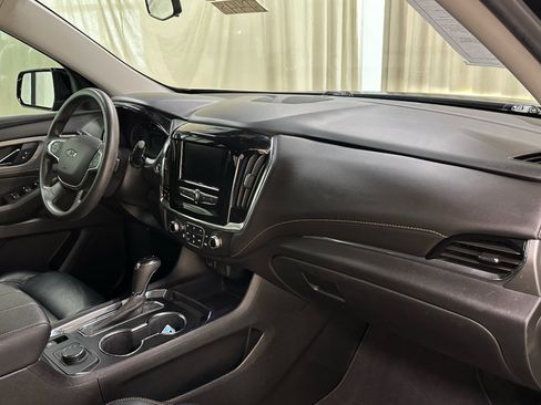 Used 2020 Chevrolet Traverse LS w/ LPO, Floor Liner Package FWD image 23