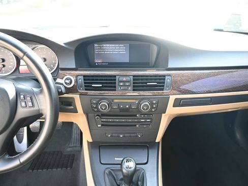 Used 2008 BMW M3 image 29