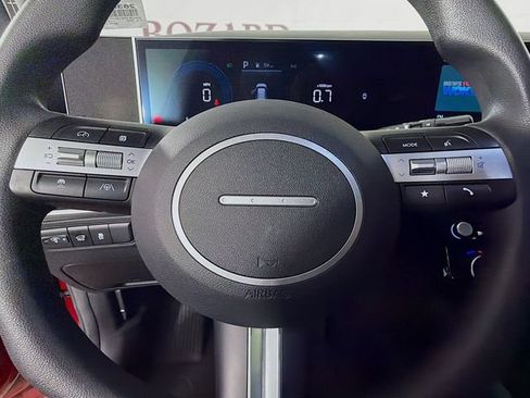 Used 2025 Hyundai Tucson SEL FWD image 13