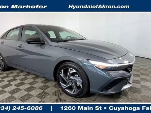 Used 2025 Hyundai Elantra Sport FWD image 1