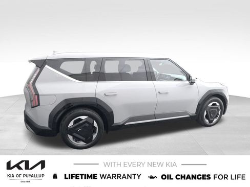 New 2026 Kia EV9 Land AWD/4WD image 4