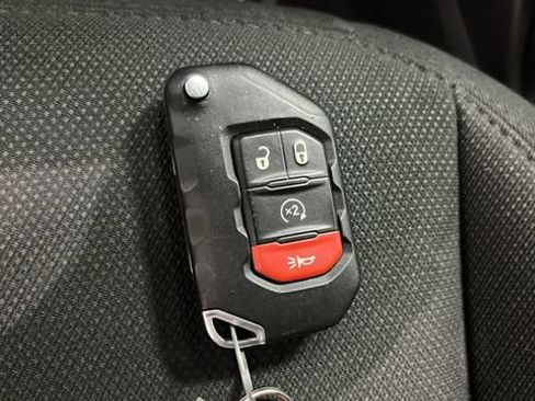 Used 2021 Jeep Wrangler Unlimited Sport AWD/4WD image 20