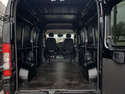 New 2026 RAM ProMaster 2500 w/ Cold Weather Group FWD image 9