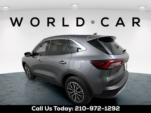Used 2024 Ford Escape SE FWD image 5