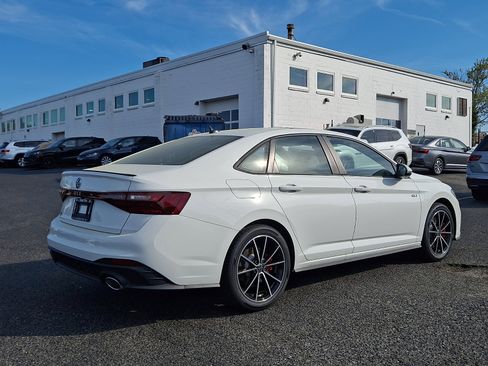 New 2026 Volkswagen Jetta GLI Autobahn FWD image 4