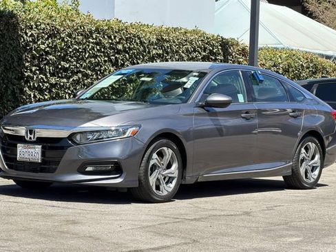 Certified 2018 Honda Accord EX image 9