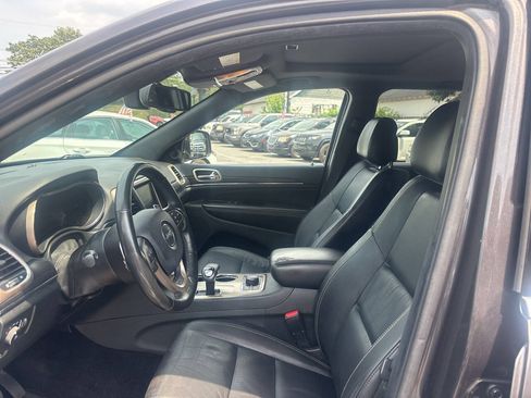 Used 2015 Jeep Grand Cherokee Limited AWD/4WD image 10