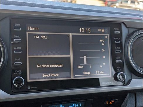 Used 2022 Toyota Tacoma SR5 w/ Technology Package image 13