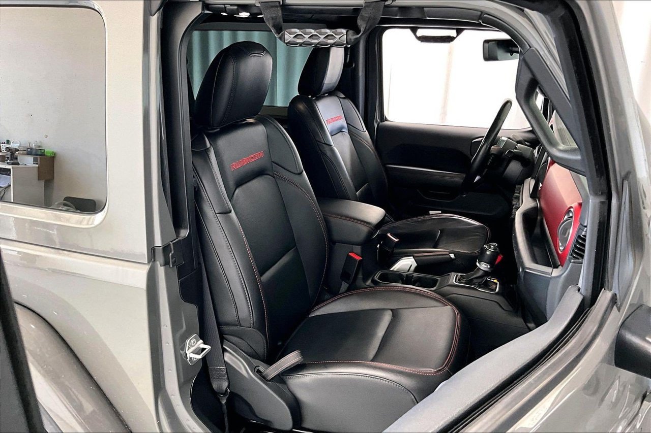 Used 2020 Jeep Wrangler Rubicon AWD/4WD image 16