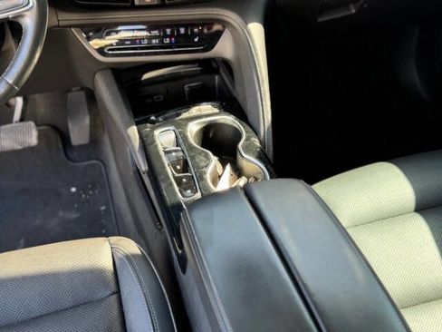 Used 2021 Buick Envision Essence w/ Sport Touring Package image 15