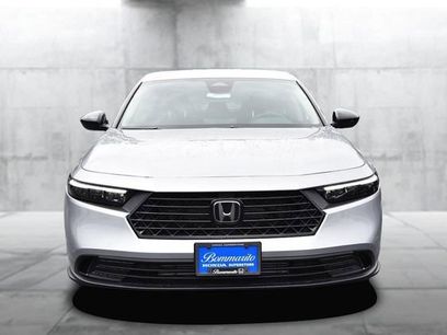 New 2025 Honda Accord SE