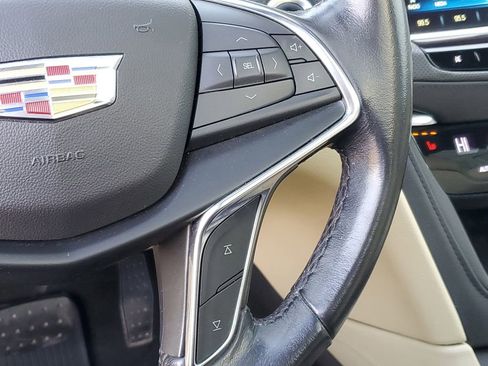 Used 2019 Cadillac XT5 Luxury image 16