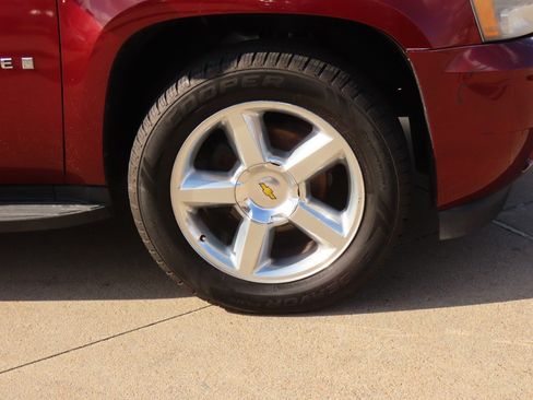 Used 2009 Chevrolet Tahoe LT image 9