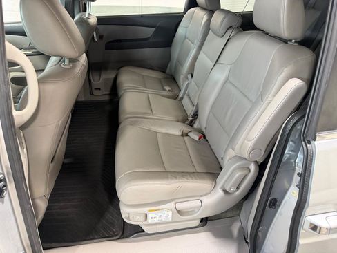 Used 2015 Honda Odyssey EX-L image 20