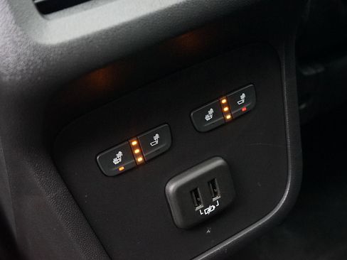 Used 2024 GMC Terrain Denali image 15