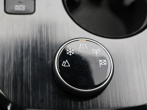 Used 2023 Nissan Rogue SL w/ SL Premium Package image 58