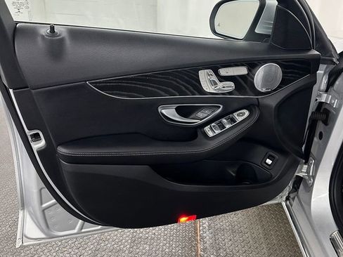 Used 2016 Mercedes-Benz C 300 4MATIC Sedan image 8