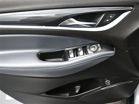 Used 2023 Buick Enclave Essence w/ Experience Buick Package image 13