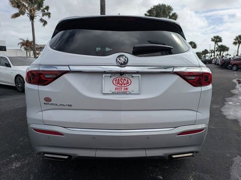 Used 2023 Buick Enclave Essence w/ Experience Buick Package image 5