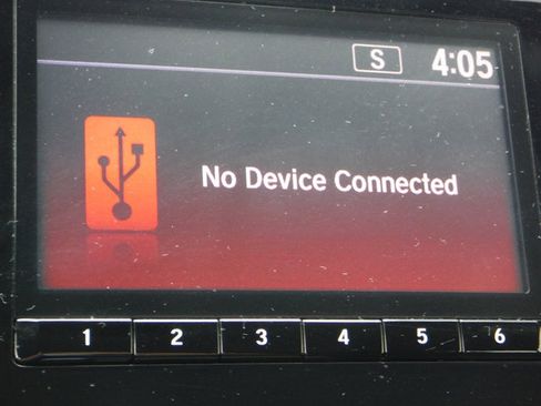 Used 2018 Honda CR-V LX image 21