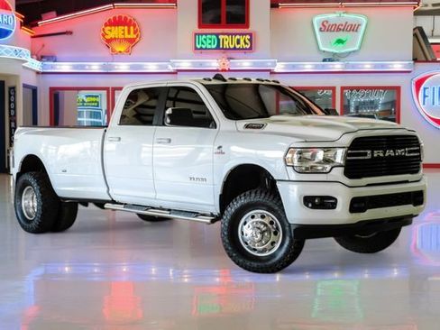 Used 2019 RAM 3500 Lone Star image 1