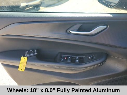 Used 2023 Jeep Grand Cherokee L Laredo image 13