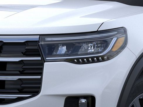 New 2025 Ford Explorer Active w/ Active Comfort Package AWD/4WD image 21
