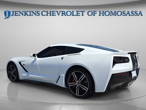 Used 2016 Chevrolet Corvette Stingray Coupe w/ 2LT Preferred Equipment Group RWD image 4