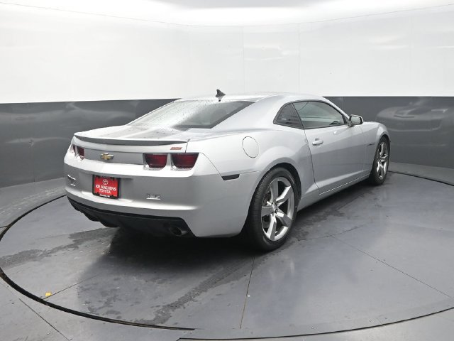 Used 2010 Chevrolet Camaro SS w/ RS Package RWD image 8