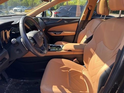 Used 2025 Lexus NX 350 AWD w/ Luxury Package image 3
