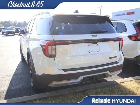 Used 2026 Ford Explorer Tremor w/ Tremor Ultimate Package AWD/4WD image 16