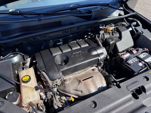 Used 2011 Toyota RAV4 4WD w/ 3rd Row image 16