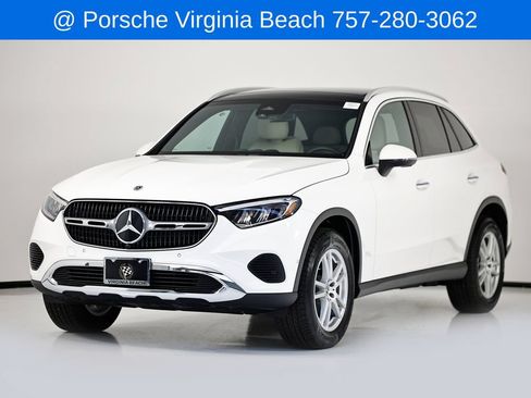 Used 2025 Mercedes-Benz GLC 300 4MATIC image 1