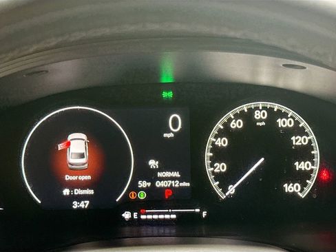 Used 2023 Honda Civic Sport image 12