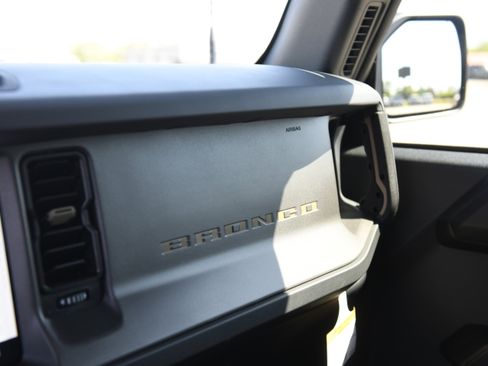 New 2026 Ford Bronco Badlands AWD/4WD image 20
