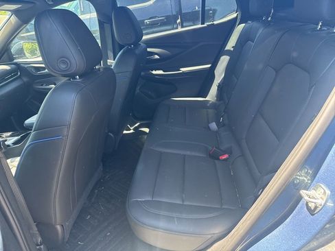 Used 2025 Buick Envista Sport Touring w/ Convenience I Package FWD image 6