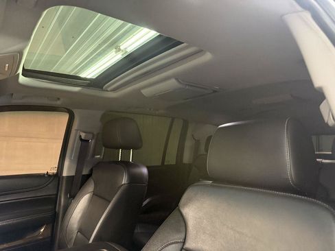 Used 2017 Chevrolet Suburban LT AWD/4WD image 13