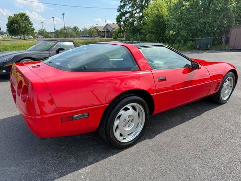 Used 1996 Chevrolet Corvette Coupe RWD image 7