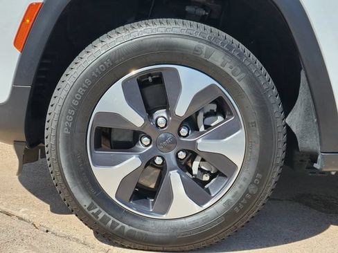 Certified 2022 Jeep Grand Cherokee Limited 4xe AWD/4WD image 10