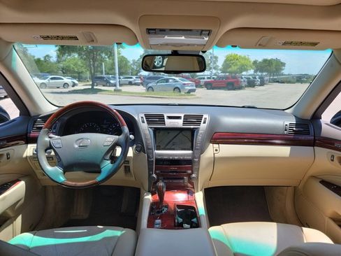 Used 2009 Lexus LS 460 RWD image 18