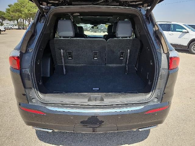 Used 2023 Buick Enclave Essence w/ Experience Buick Package FWD image 14