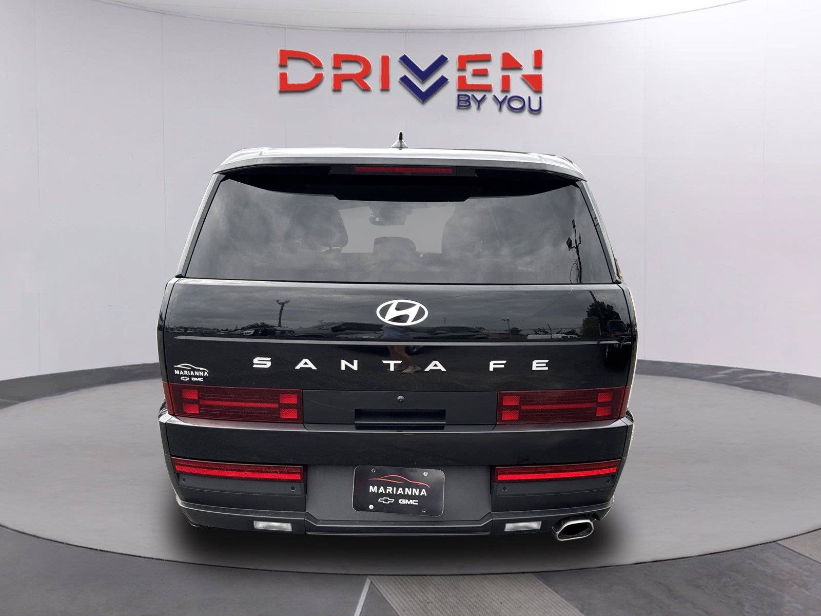 Used 2026 Hyundai Santa Fe SE FWD image 5